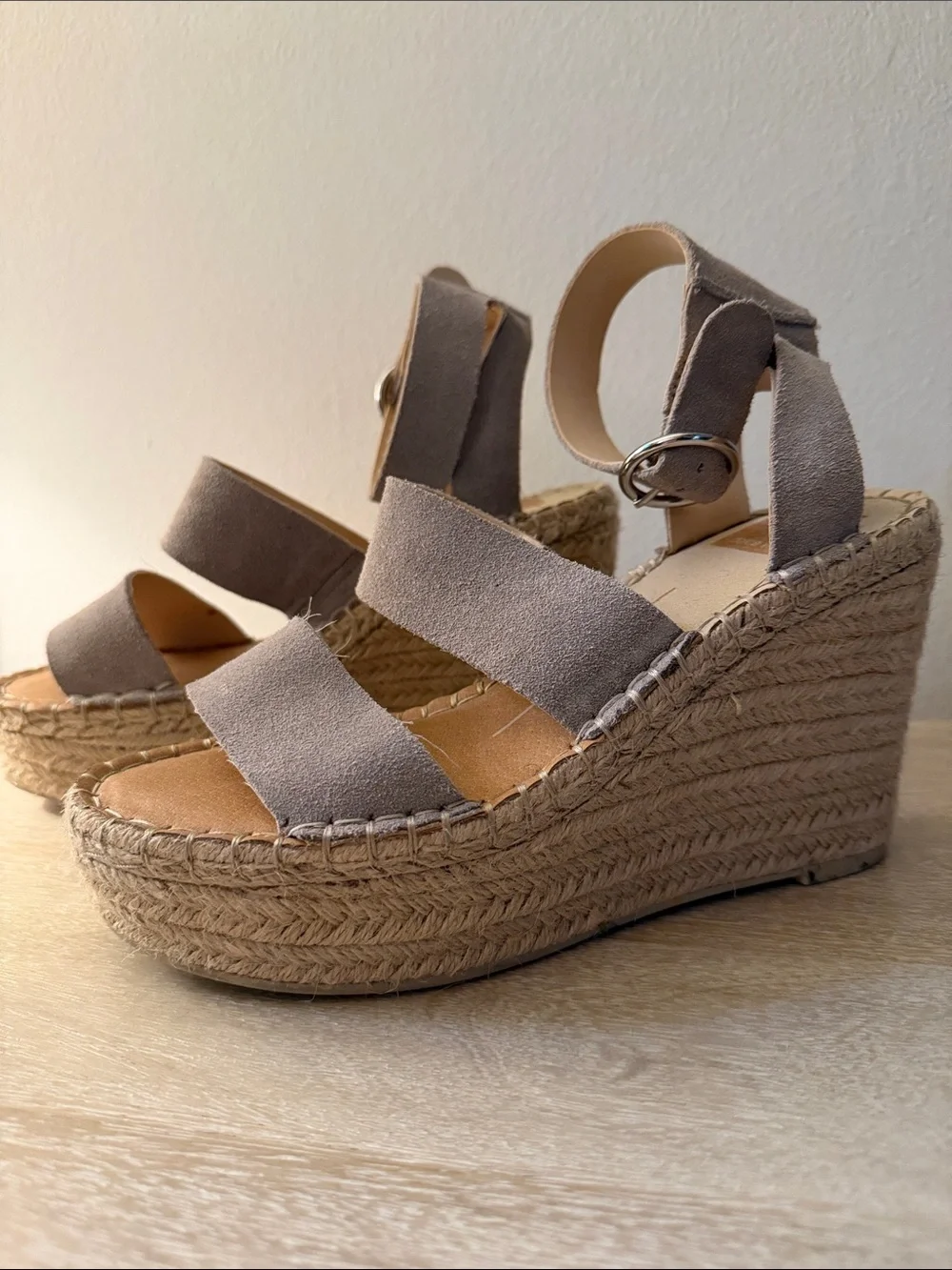 Dolce Vita Taupe Suede Espadrille Wedge Sandals Ankle Strap size 7.5